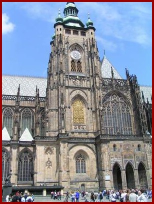 04 - St. Veits-Kathedrale.jpg
