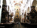20 - Altar in St.Thomas-Kirche mit Bildern von Rubens.jpg