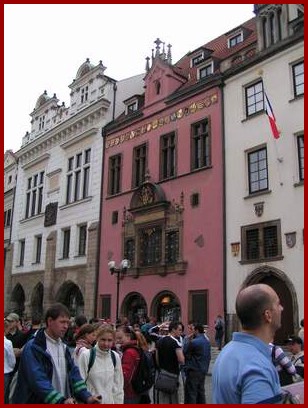 10 - Prager Rathaus hintere Seite.jpg